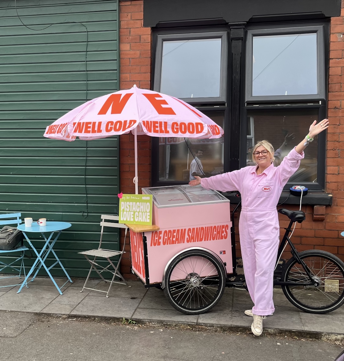 Win Free Nell’s for a year at their golden ice cream sandwich giveaway in Stamford Square | Saturday 14th September 12-2pm